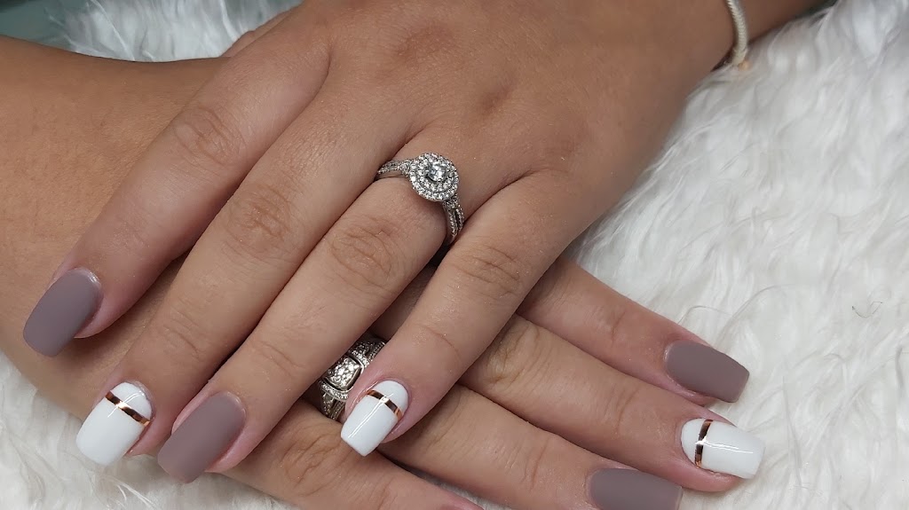 Bonnies nails | 15 Silverpine Cres, Oxenford QLD 4210, Australia | Phone: 0402 264 493