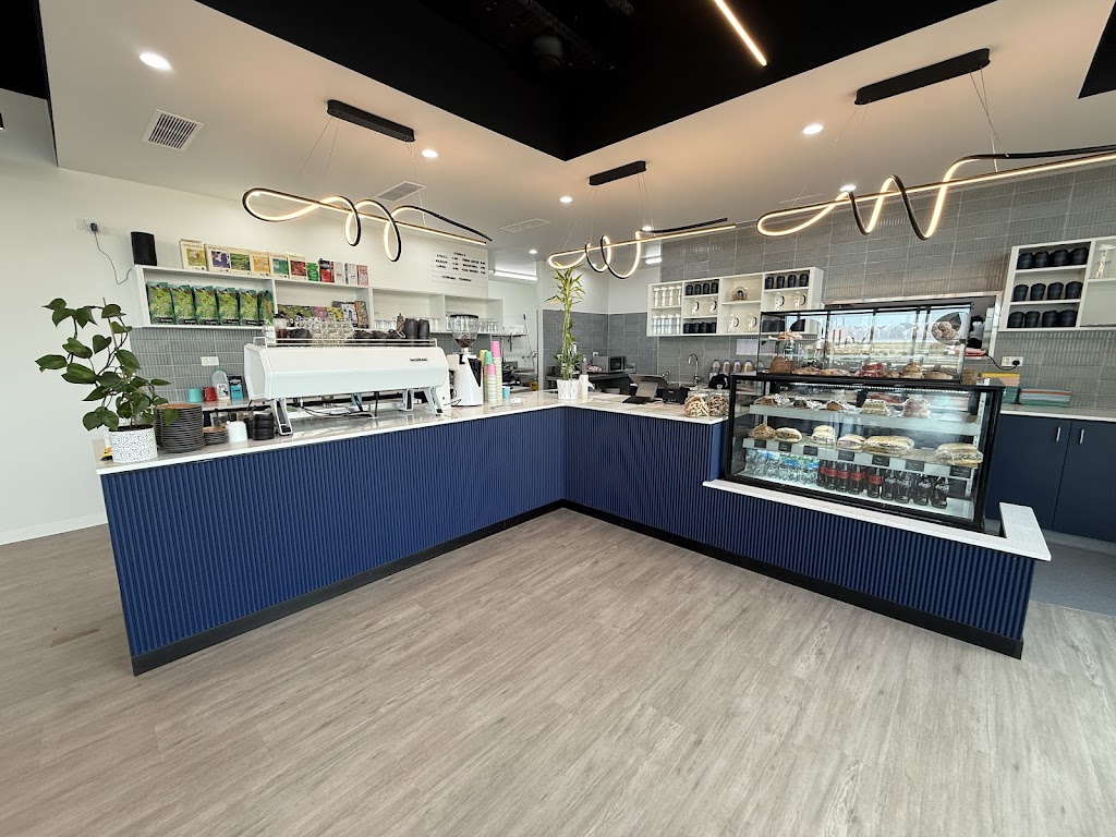 Cafe Alamora | 2 Resort Bvd, Tarneit VIC 3029, Australia | Phone: 0430 182 646