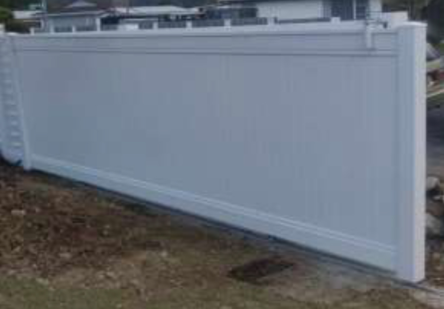 PVC Fencing Warehouse | general contractor | 5/2 Aliciajay Cct, Luscombe QLD 4207, Australia | 1800865300 OR +61 1800 865 300