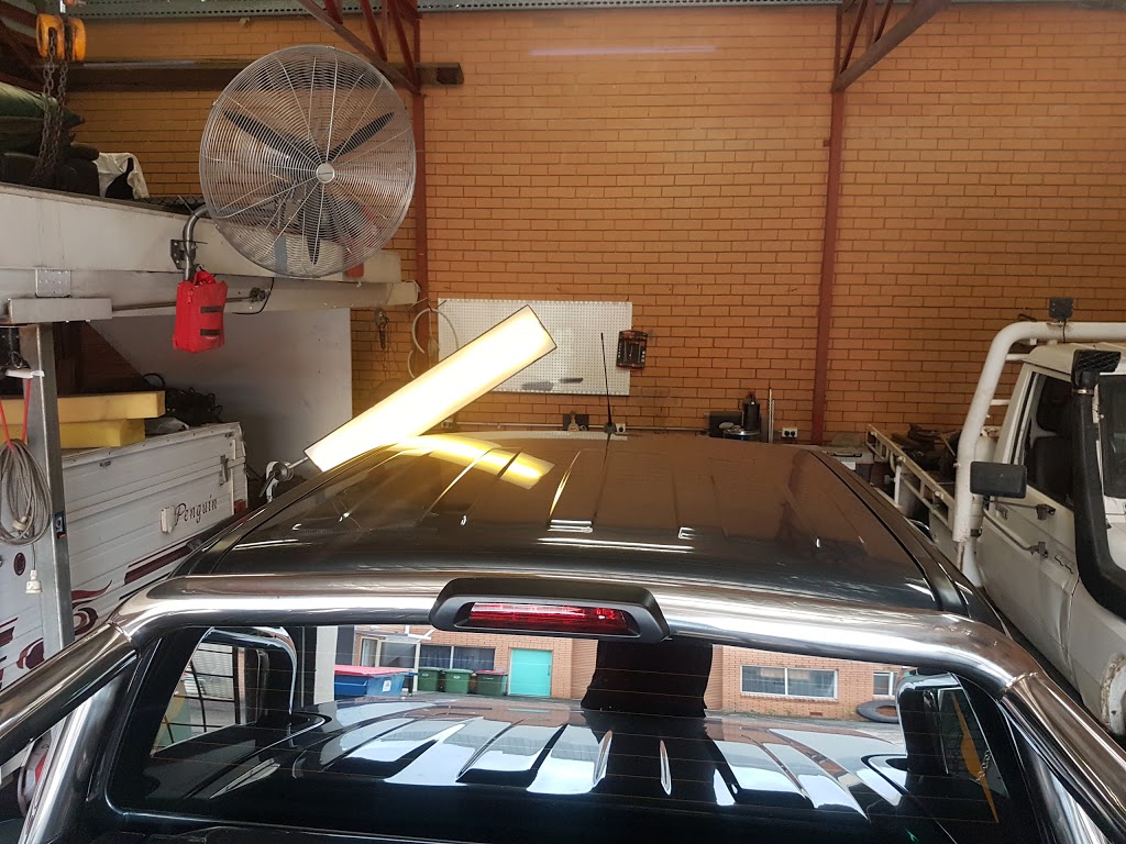 Dent Dynamics | car repair | Unit 2/1 Tandem Ave, Warana QLD 4575, Australia | 0429888207 OR +61 429 888 207