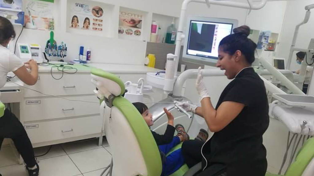 Lilys Dental | dentist | 250 Merrylands Rd, Merrylands NSW 2160, Australia | 0286775720 OR +61 2 8677 5720