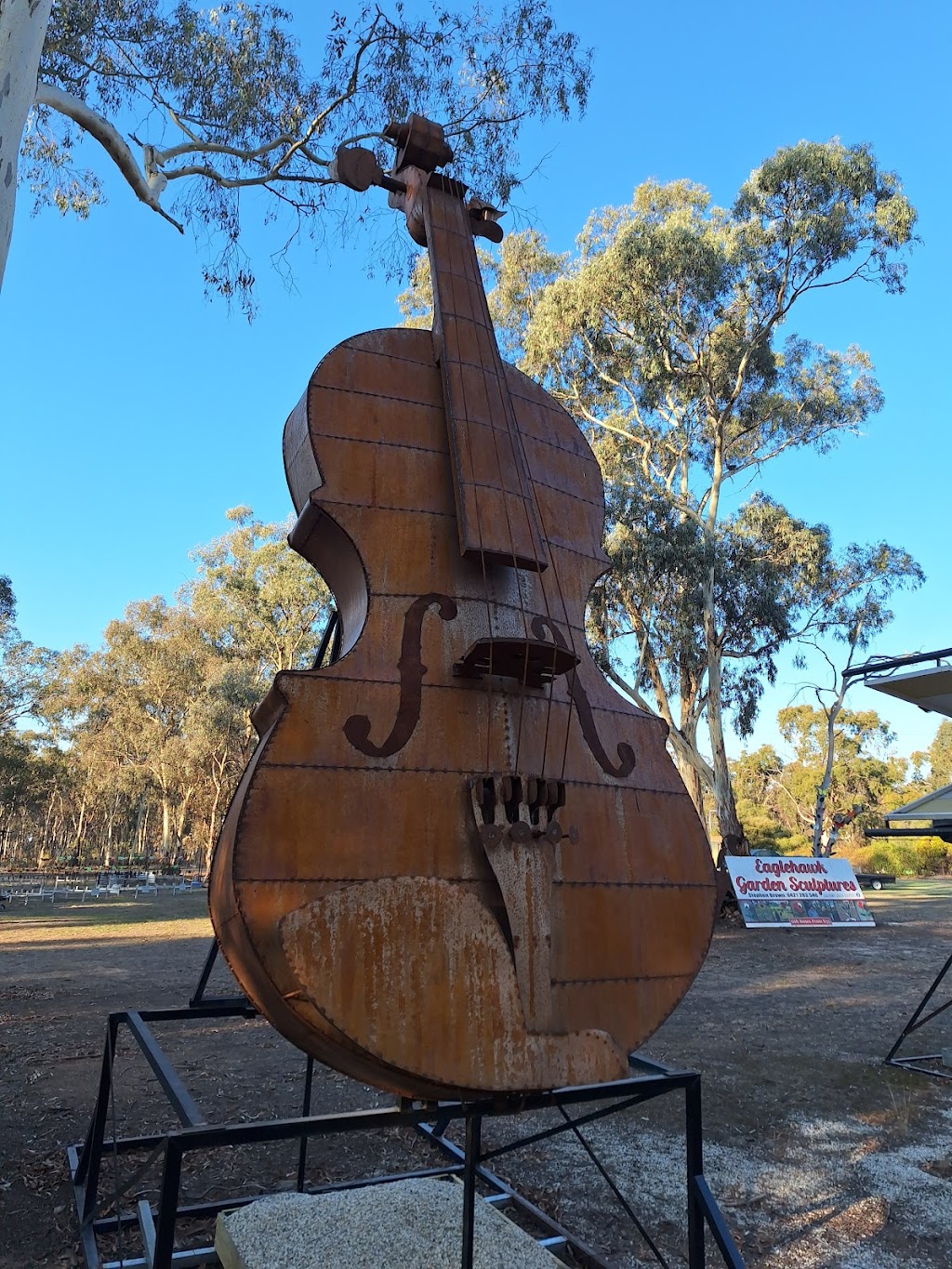 Eaglehawk Garden Sculptures | 64 Lethebys Rd, Sailors Gully VIC 3556, Australia | Phone: 0421 283 546