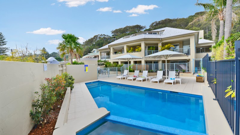 Beach Stays & Iluka Resort Apartments | lodging | 1097-1101 Barrenjoey Road, Palm Beach NSW 2108, Australia | 0299742108 OR +61 2 9974 2108
