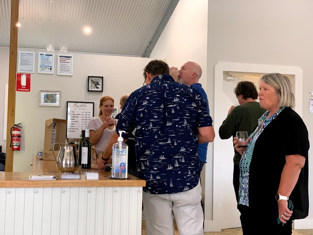 Hops n Grapes Tours-Ballarat Winery and brewery Tours | travel agency | 984 Bannockburn-Shelford Rd, Teesdale VIC 3328, Australia | 0423876398 OR +61 423 876 398