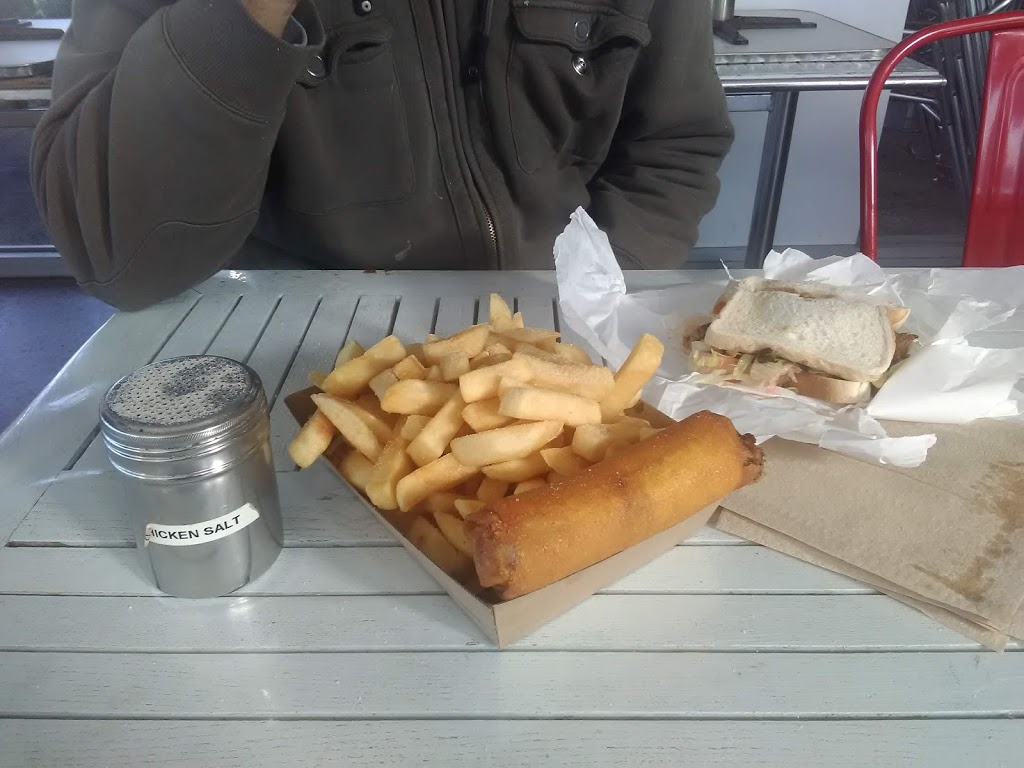 Queenscliff Harbour Fish & Chips | restaurant | 4/8 Wharf St E, Queenscliff VIC 3225, Australia | 0352581277 OR +61 3 5258 1277