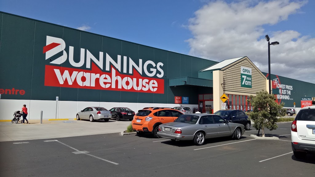 Bunnings Australind | hardware store | 58 The Promenade, Australind WA 6233, Australia | 0897974600 OR +61 8 9797 4600