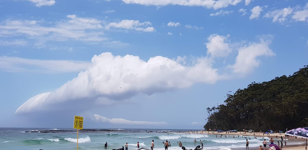 Mollymook Surf Life Saving Club | 83 Ocean St, Mollymook NSW 2539, Australia | Phone: (02) 4455 2725