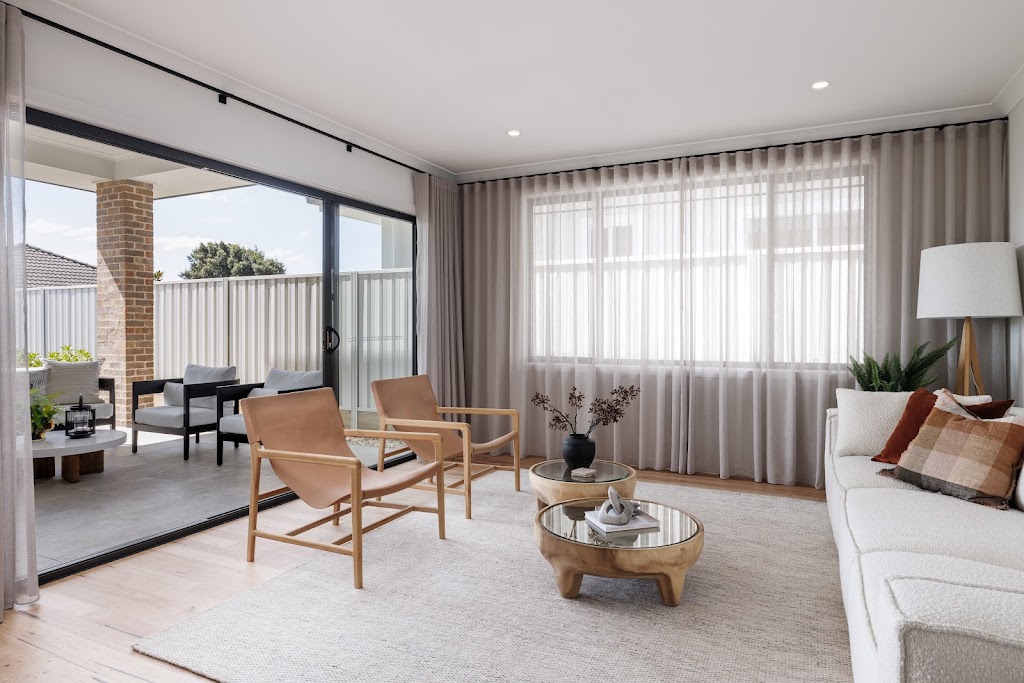 G.J. Gardner Homes - Shoalhaven Display (Hawkesbury Design) | 9 Casa CCT, South Nowra NSW 2541, Australia | Phone: (02) 4422 9400