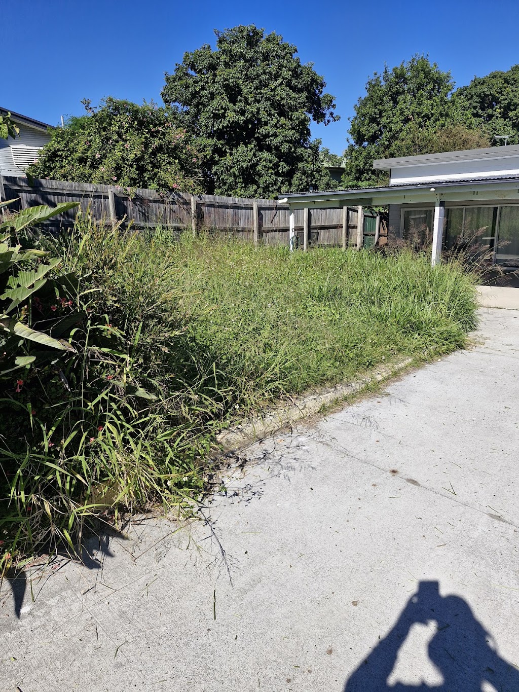 Deans Mowing & Maintenance | John St, Walloon QLD 4306, Australia | Phone: 0413 603 287