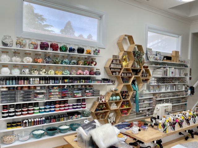 Little Leura Arts & Craft Workshops |  | 71 Craigend St, Leura NSW 2780, Australia | 0477727202 OR +61 477 727 202