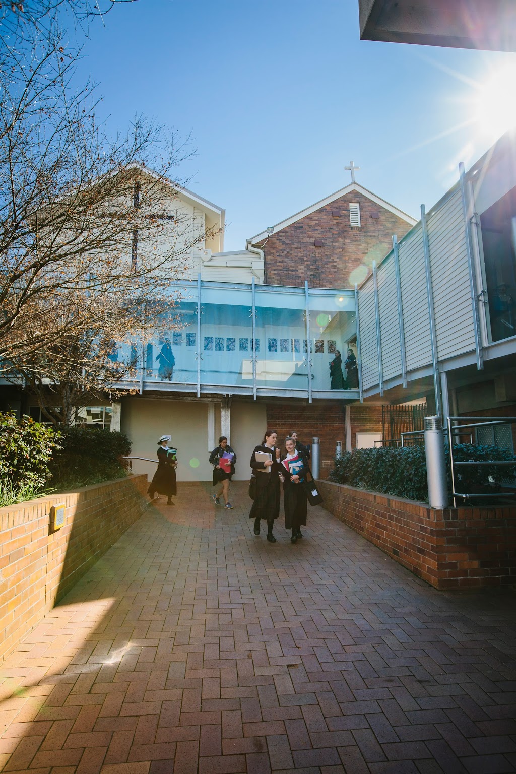 St Ursulas College Toowoomba | university | 38 Taylor St, Newtown QLD 4350, Australia | 0746327611 OR +61 7 4632 7611