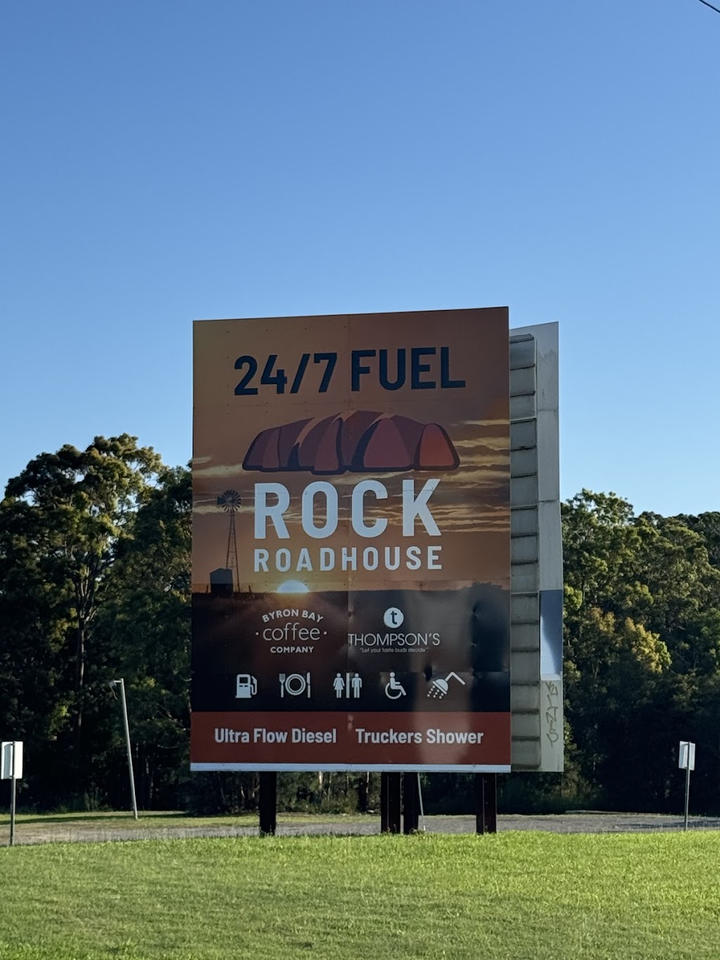 The Rock Roadhouse | 652 Gooreengi Rd, North Arm Cove NSW 2324, Australia | Phone: 0477 949 002