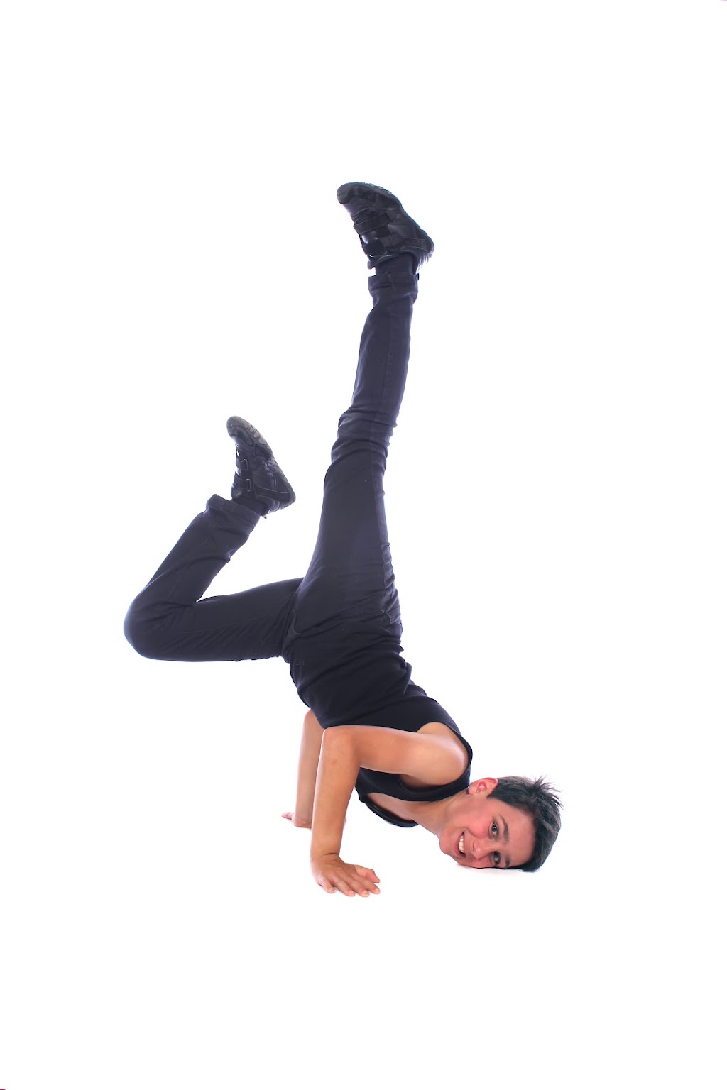 Miss Zoes School of Dance Calderwood Tullimbar | Brushgrove Cct, Calderwood NSW 2527, Australia | Phone: 0407 921 054