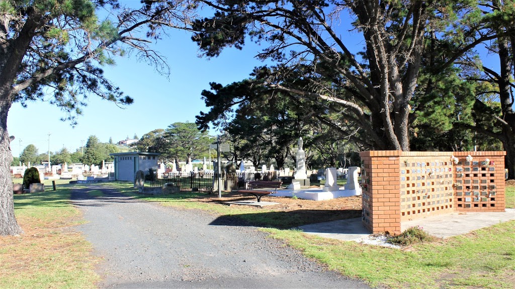 Kiama Cemetery | Princes Hwy, Bombo NSW 2533, Australia | Phone: (02) 4232 0444