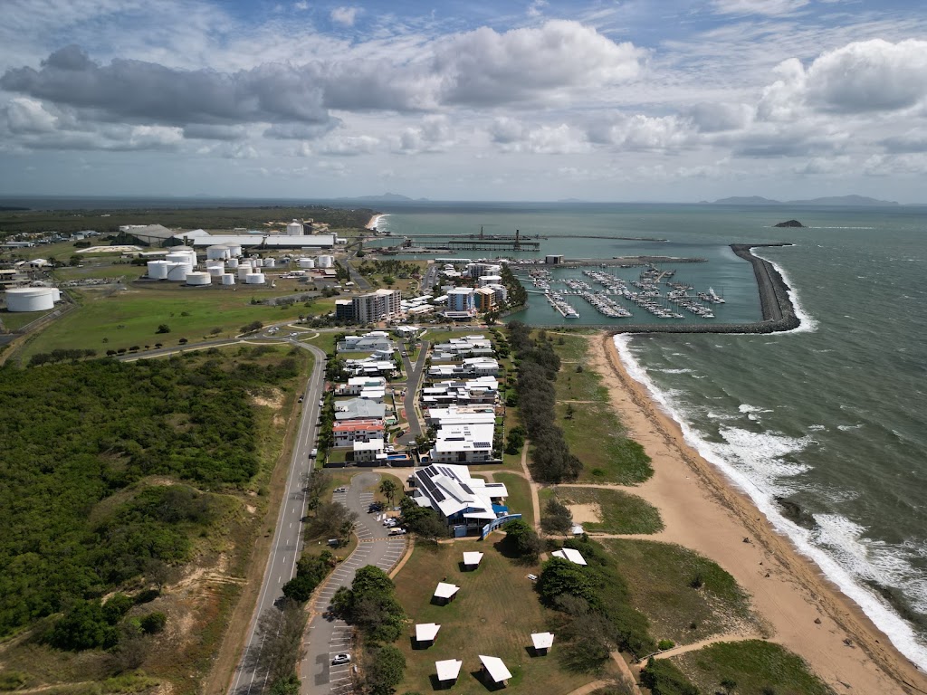 Harbour Beach Apartments | 17 Marina Bch Parade, Mackay Harbour QLD 4740, Australia | Phone: 0459 098 035