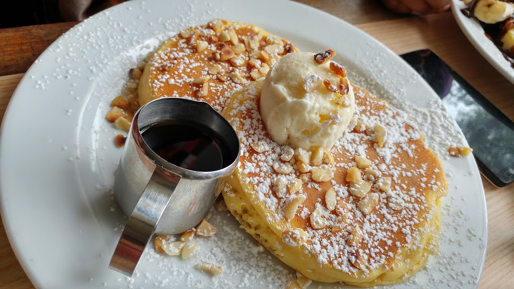 Pancakes on the Rocks | bakery | 4 Hyde Parade, Campbelltown NSW 2560, Australia | 0246275656 OR +61 2 4627 5656