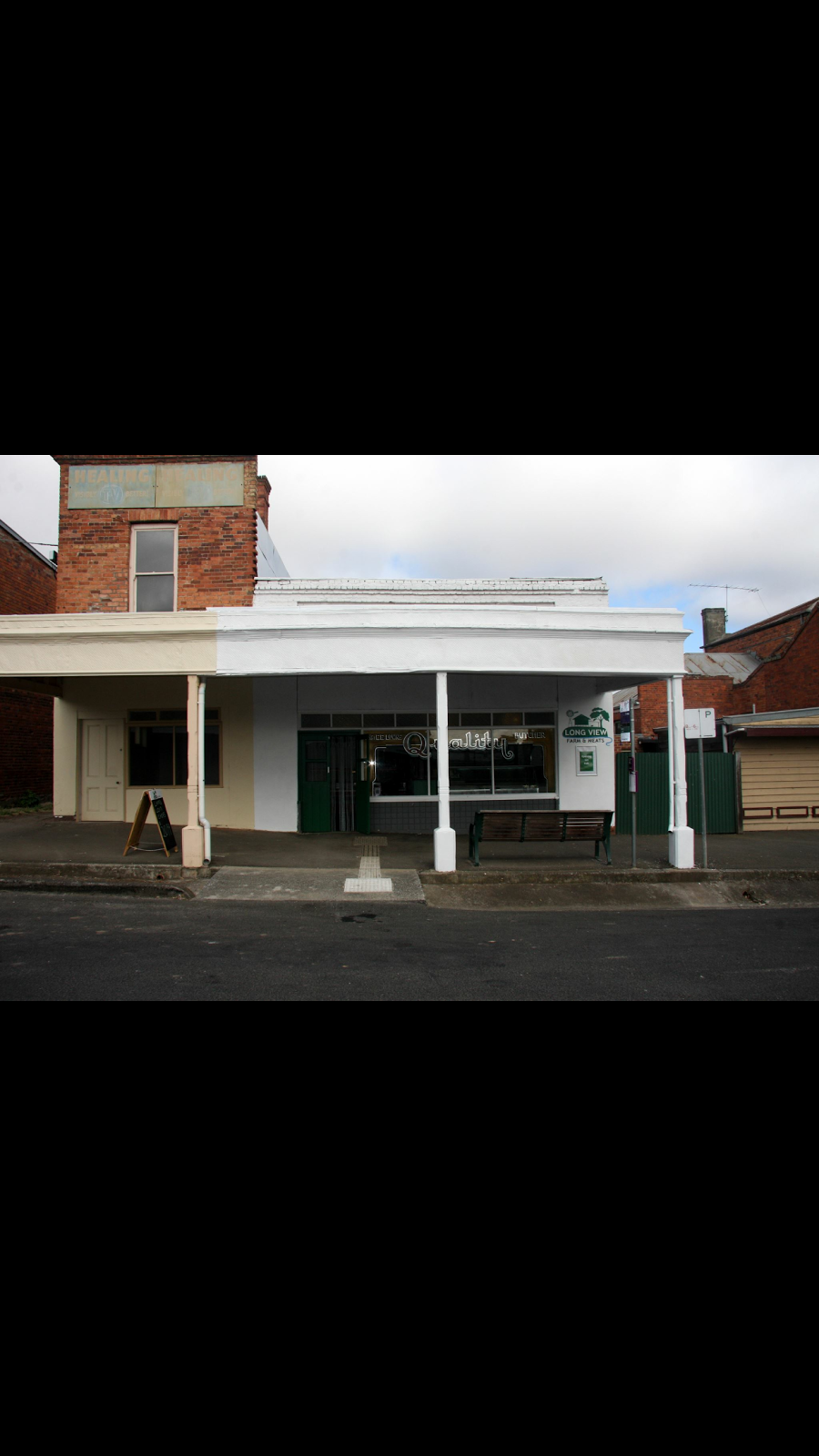 Longview Farm and Meats | store | 2 Service St, Clunes VIC 3370, Australia | 0428586222 OR +61 428 586 222