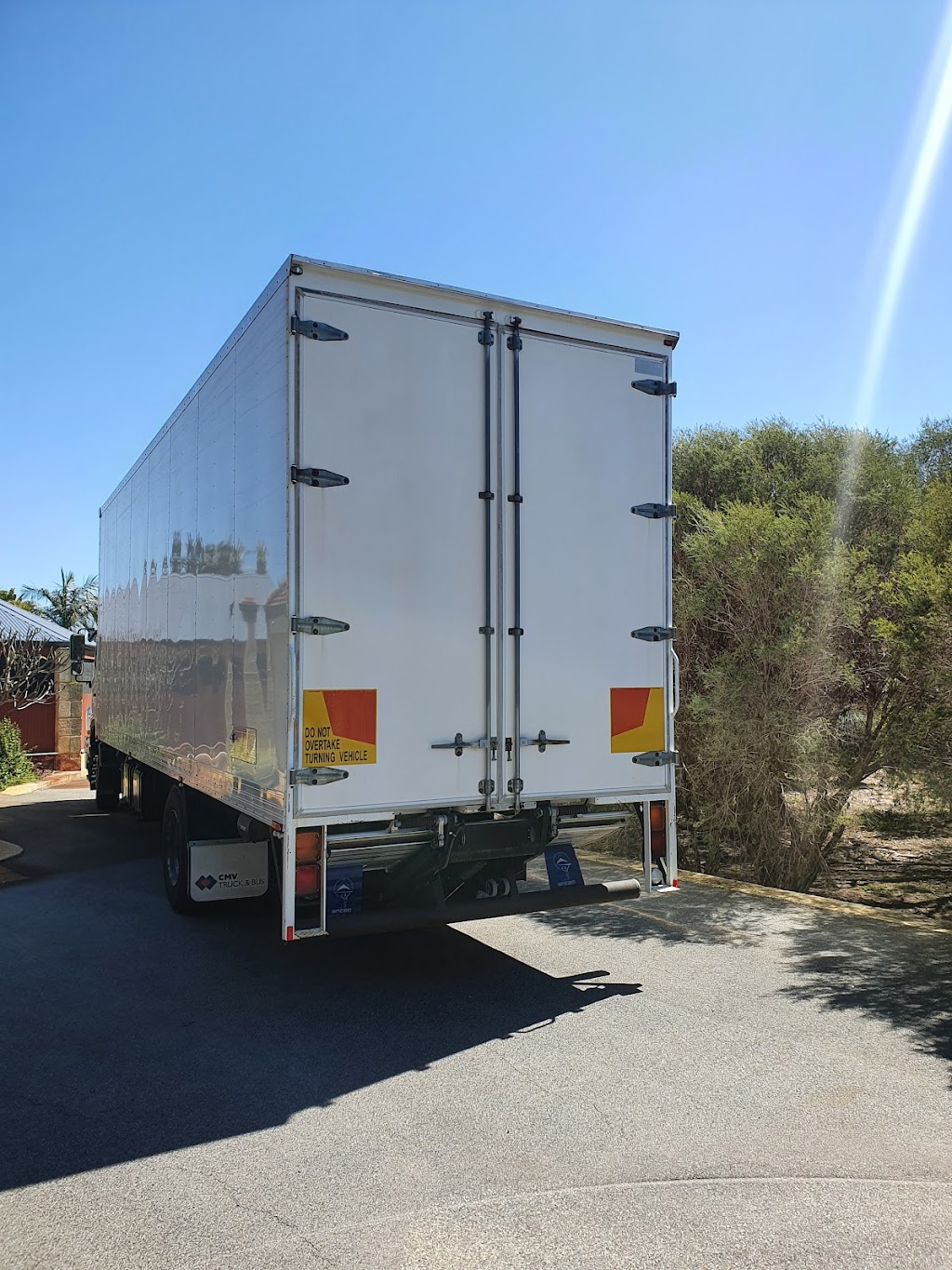 Ebbs Transport | moving company | 61 Barbera Ln, The Vines WA 6069, Australia | 0412090097 OR +61 412 090 097