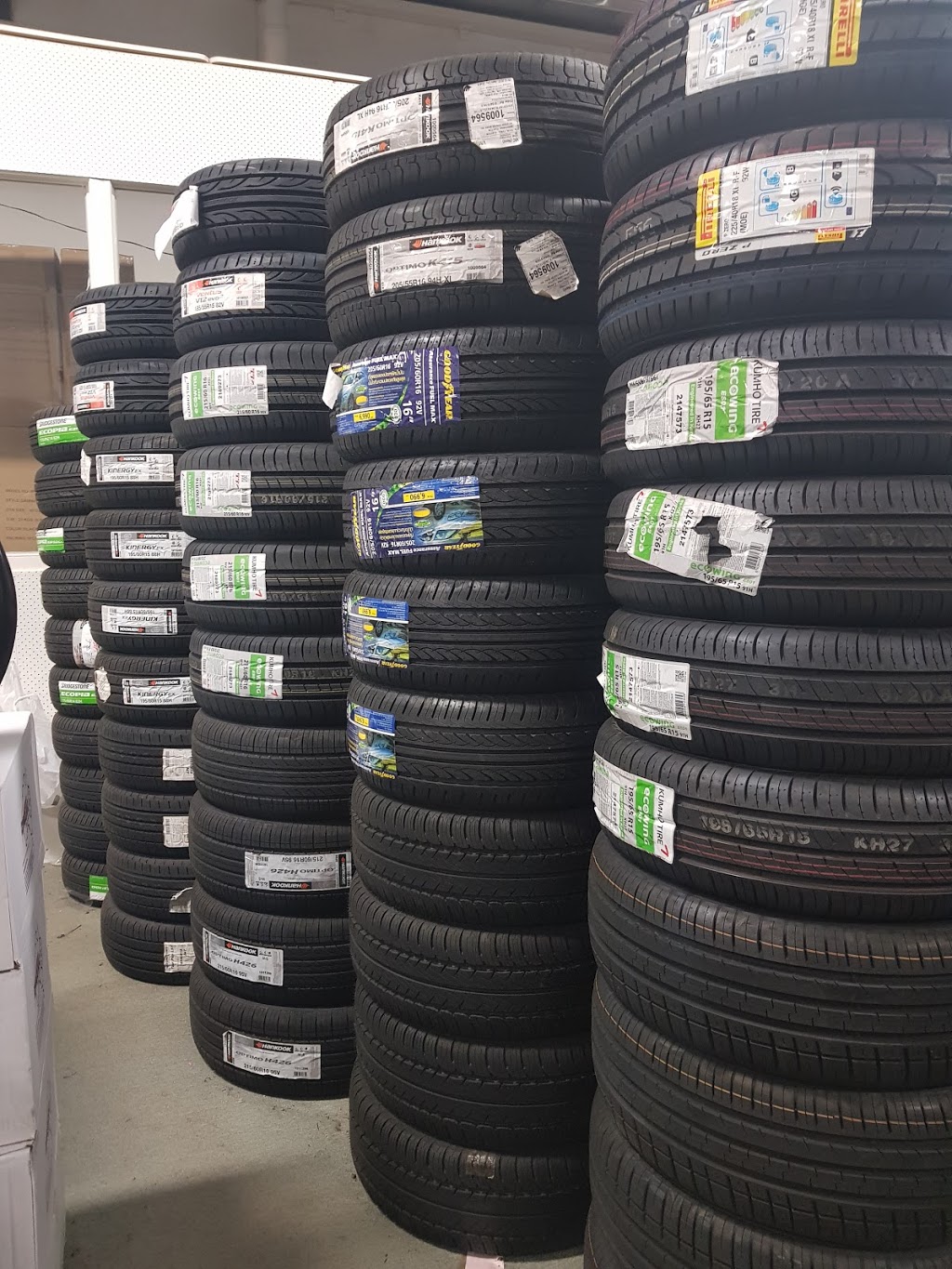 Nova Tyres Geelong: Auto Service & Tyres | car repair | 1/118 Bellarine Hwy, Newcomb VIC 3219, Australia | 0352486146 OR +61 3 5248 6146