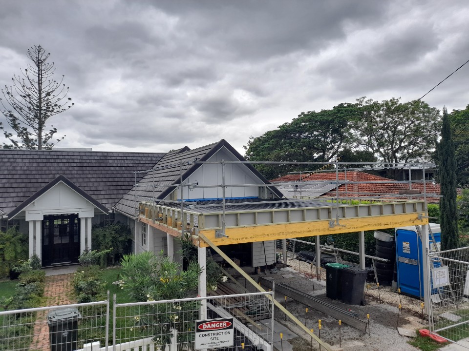 East West Roof Guardrail | 4 Clerke Pl, Kurnell NSW 2231, Australia | Phone: 0414 767 457