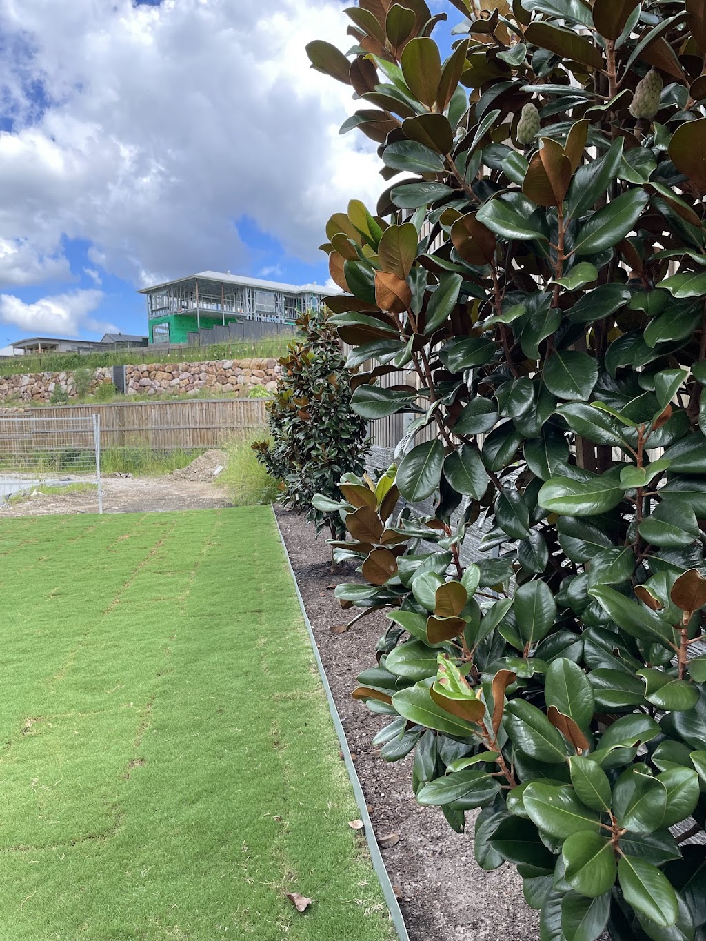 Falcomer Landscapes | 4/17 Kenworth Pl, Brendale QLD 4500, Australia | Phone: 0402 009 667