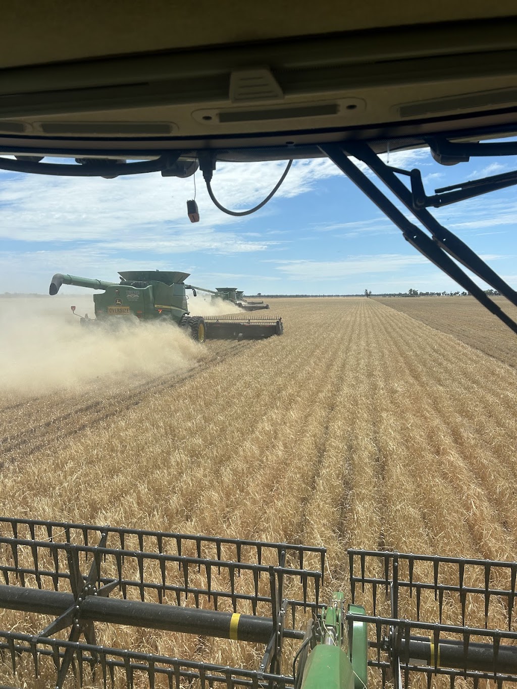 J B Contract Harvesting | 4923 Carrathool Rd, Carrathool NSW 2711, Australia | Phone: 0408 490 177