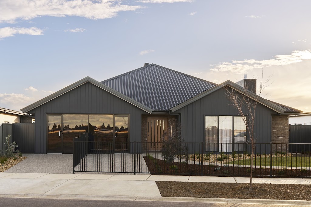 G.J. Gardner Homes Shepparton (Cressbrook & Vista Display Homes) | 32 Lorikeet St, Kialla VIC 3631, Australia | Phone: (03) 5891 1022