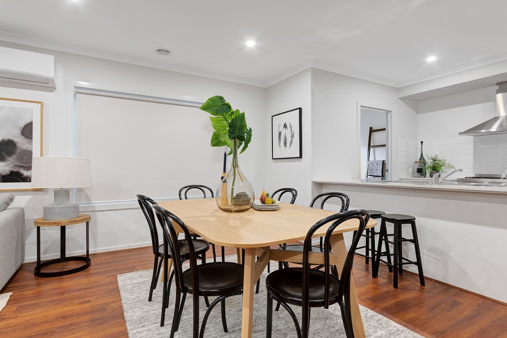 Peet Complete - Newhaven Display Home | 28 Voyager Bvd, Tarneit VIC 3029, Australia | Phone: 0488 863 304