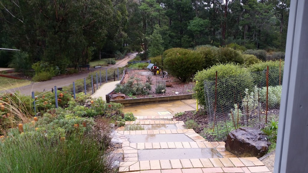Eurobodalla Regional Botanic Gardens | park | Deep Creek Dam Dr, Batemans Bay NSW 2536, Australia | 0244712544 OR +61 2 4471 2544
