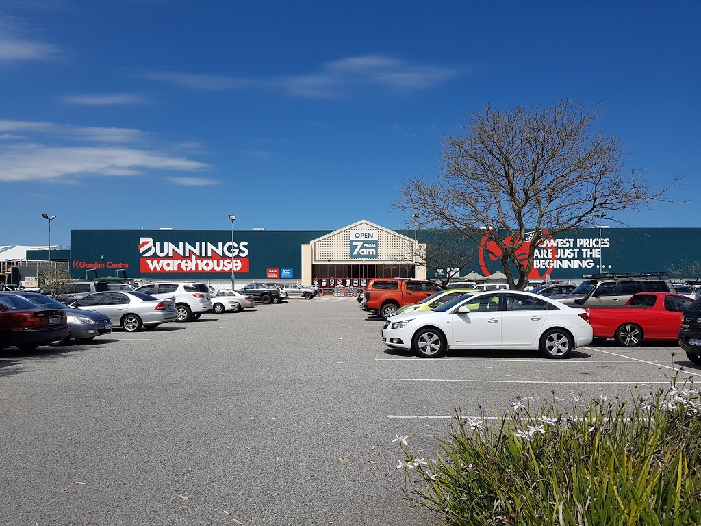Bunnings Mandurah | hardware store | 21 Kirkpatrick Dr, Greenfields WA 6210, Australia | 0895838400 OR +61 8 9583 8400