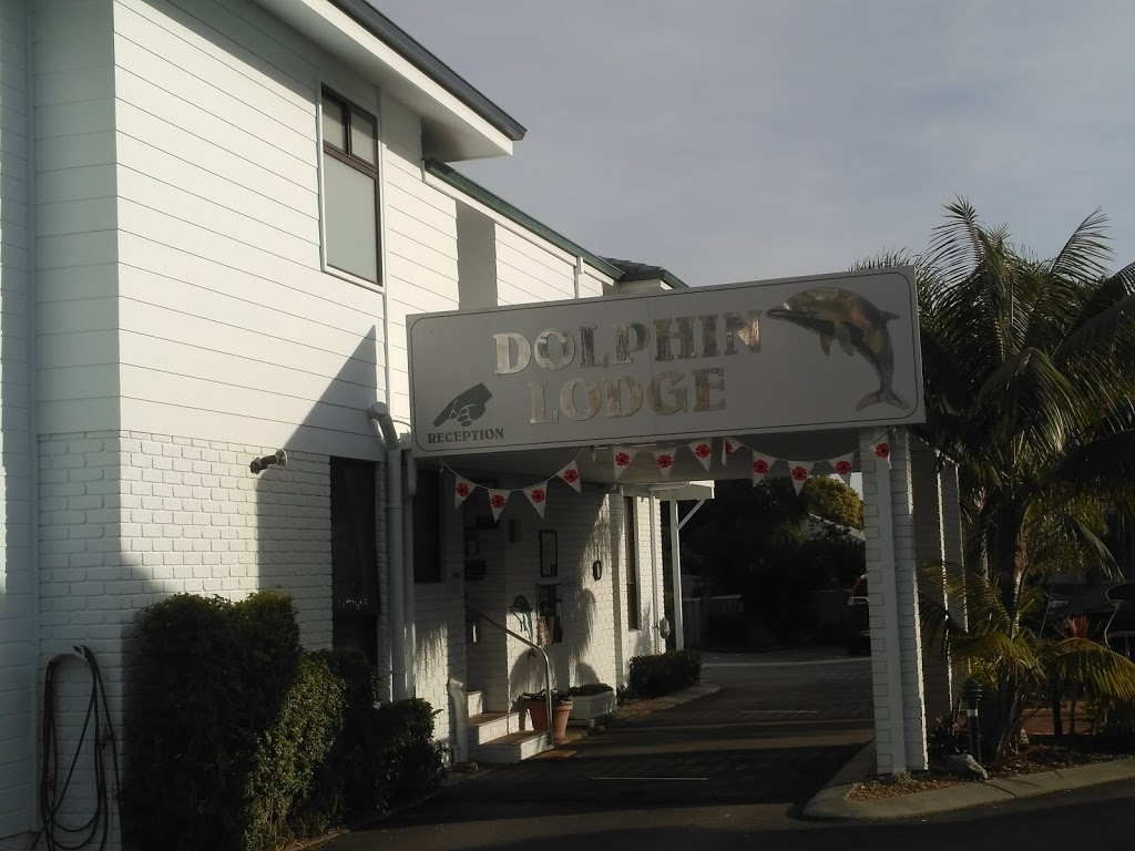 Dolphin Lodge | 32 Adelaide Cres, Middleton Beach WA 6330, Australia | Phone: (08) 9841 6600