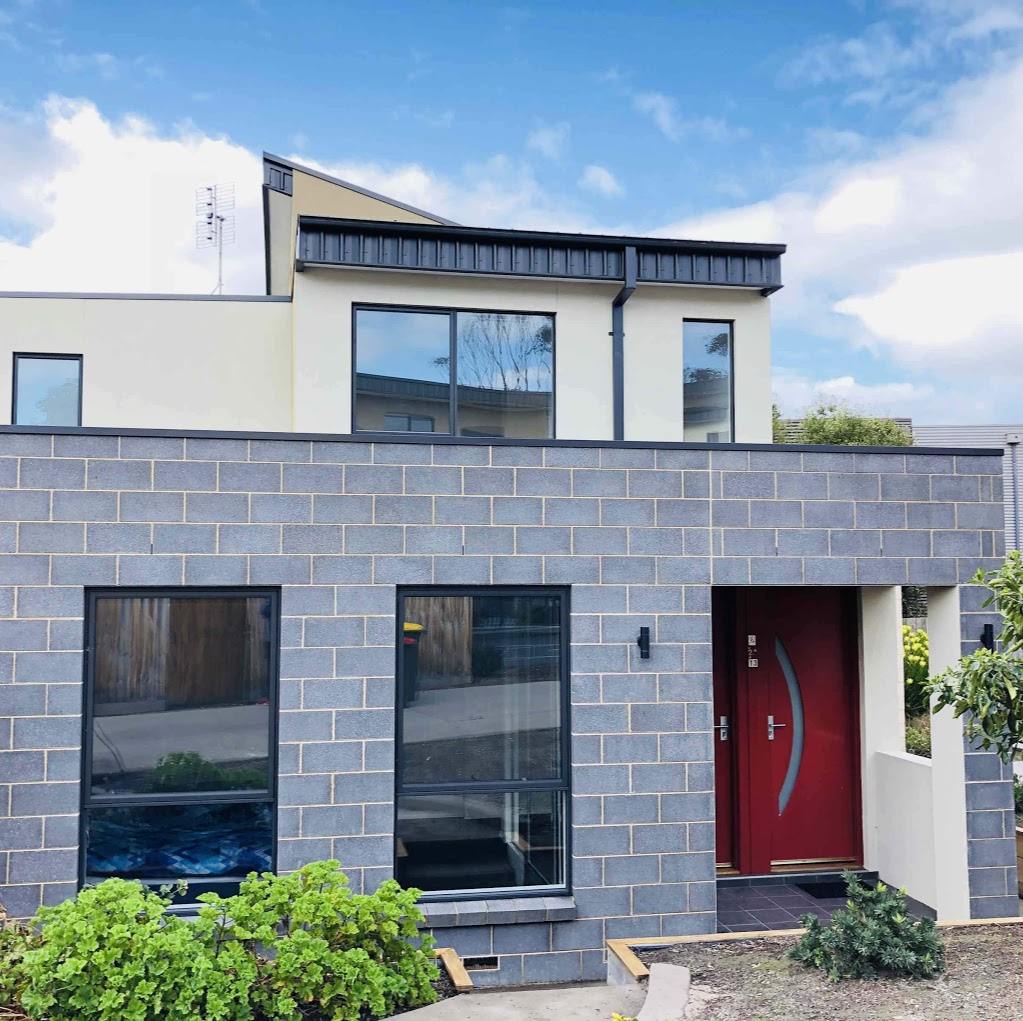 Apollo Bay Seal Apartments | 13-15 Great Ocean Rd, Marengo VIC 3233, Australia | Phone: 0444 520 036