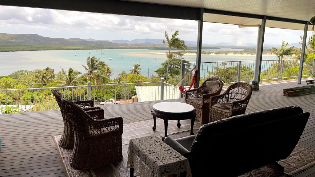 Riva La Vista Cooktown | 21 Baird Rd, Cooktown QLD 4895, Australia | Phone: 0459 650 133