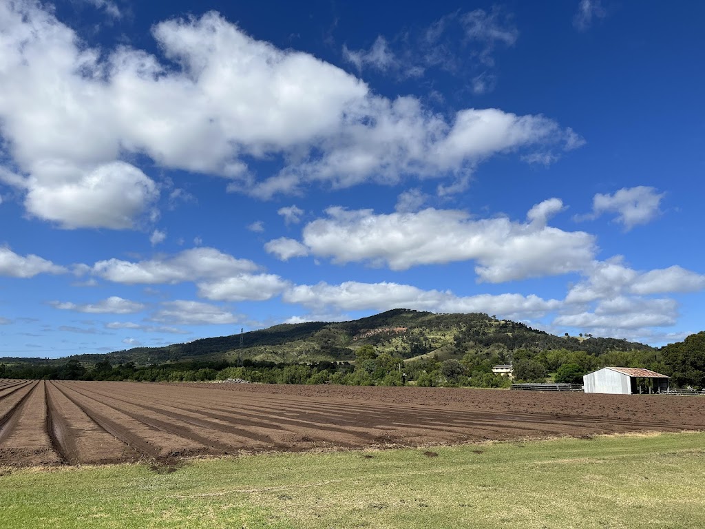 Tenthill Baptist Church | 979 Tenthill Creek Rd, Upper Tenthill QLD 4343, Australia | Phone: (07) 5462 7380