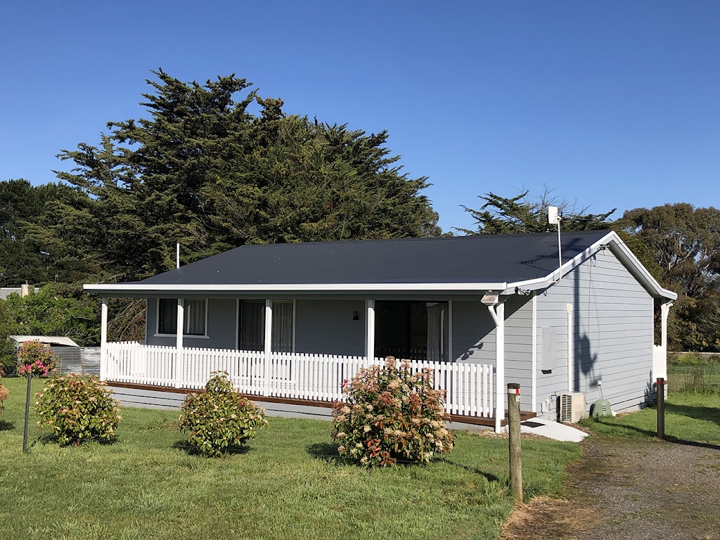 Mellee Cottage | 14 Cope St, Scarsdale VIC 3351, Australia | Phone: 0417 033 774