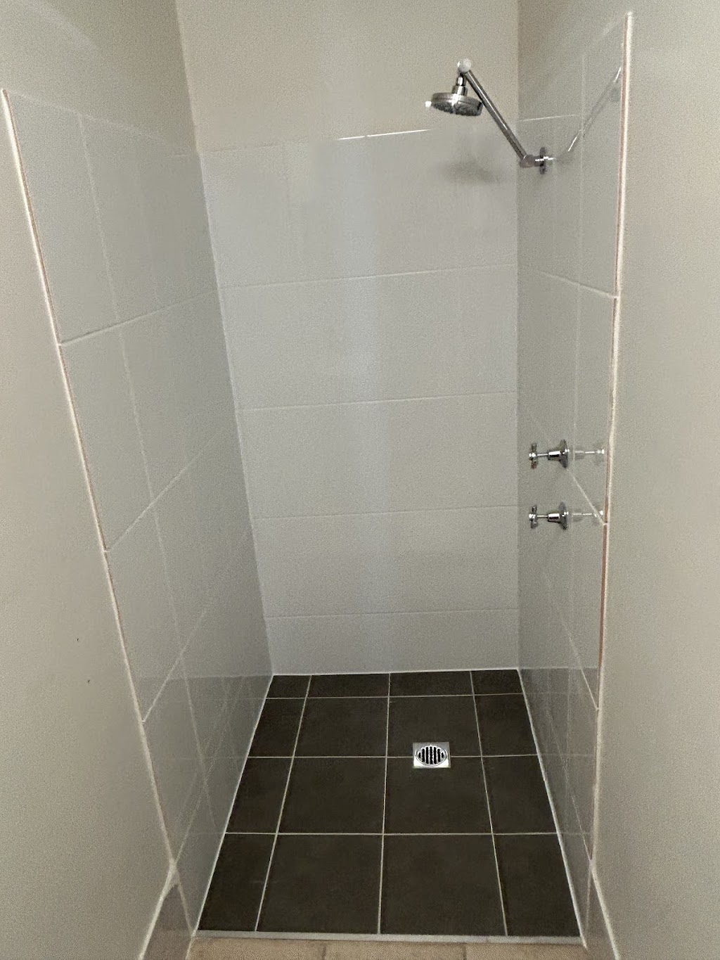 Liquid Barrier Shower Repair | Unit 3/51 Hilltop Pkwy, Tallwoods Village NSW 2430, Australia | Phone: 0429 938 163