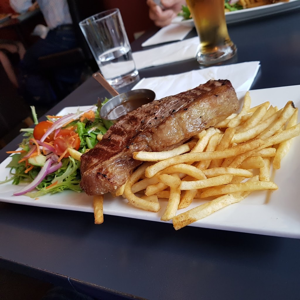 Three Little Ducks Restaurant | 38/40 Cambridge Rd, Hobart TAS 7018, Australia | Phone: (03) 6245 0566