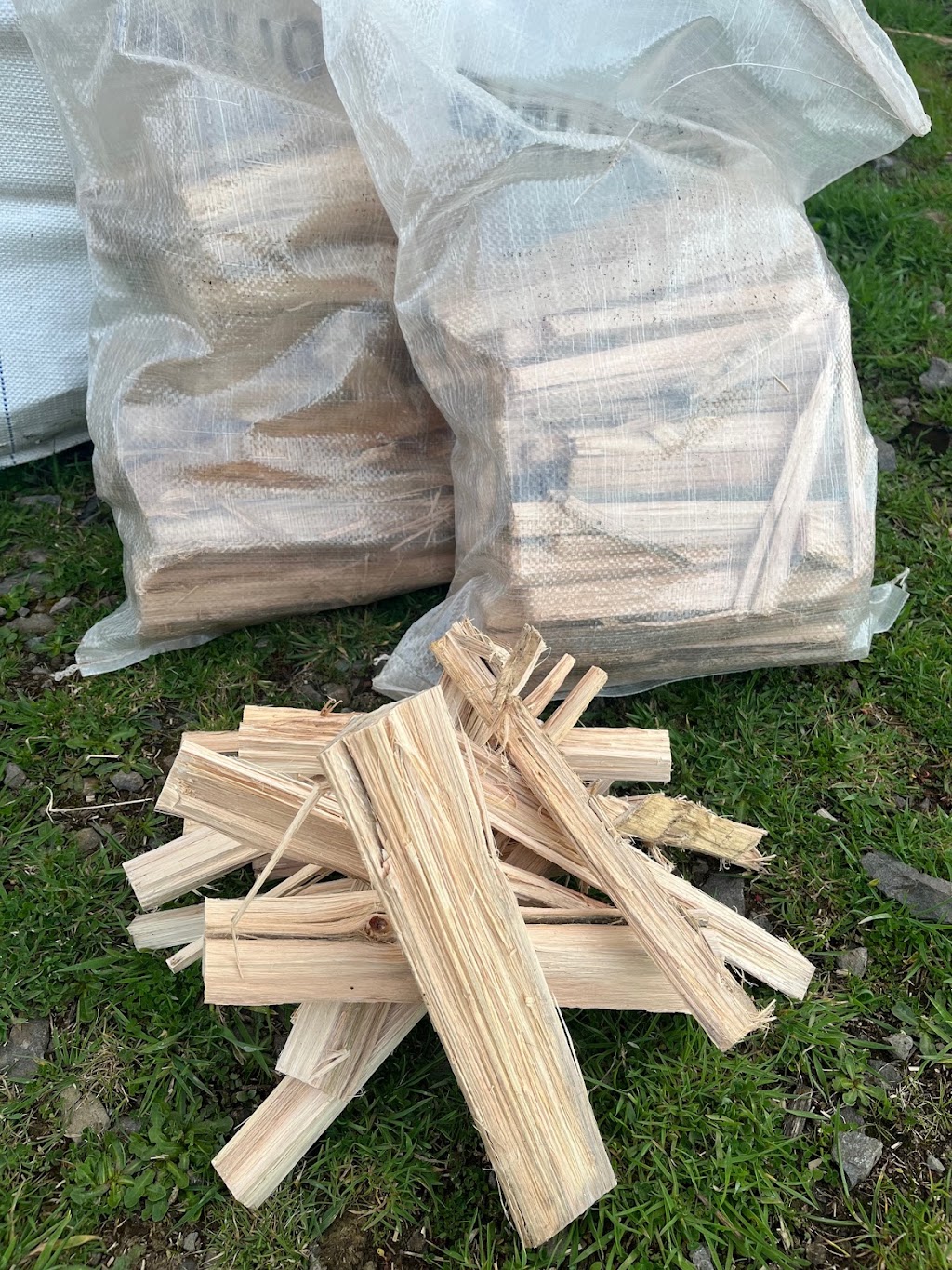 Scottys Firewood - Waubra/Ballarat | 23 Laverys Rd, Mount Bolton VIC 3352, Australia | Phone: 0403 333 615