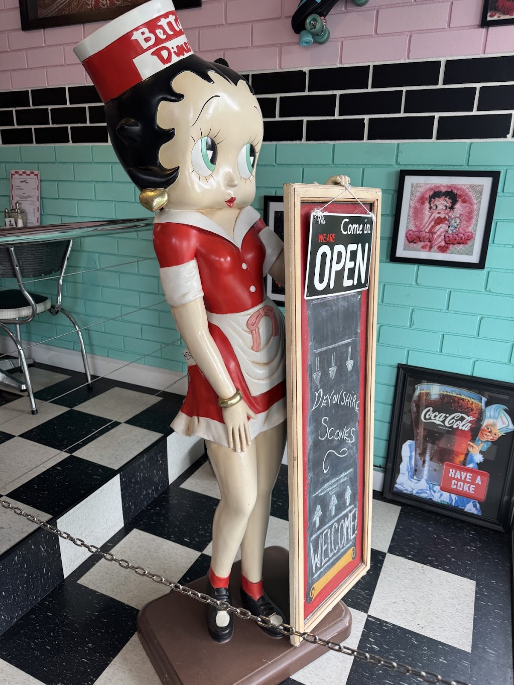 Shezza’s Diner | 147 C803, Ballan VIC 3342, Australia | Phone: (03) 5368 9249