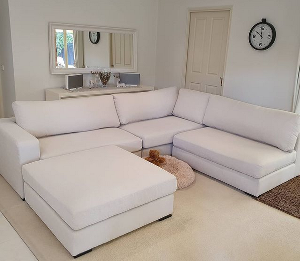 Marty Teare Furniture Reupholstery and Outdoor Cushions |  | 11 Whernside Ct, Mooroolbark VIC 3777, Australia | 0397264138 OR +61 3 9726 4138