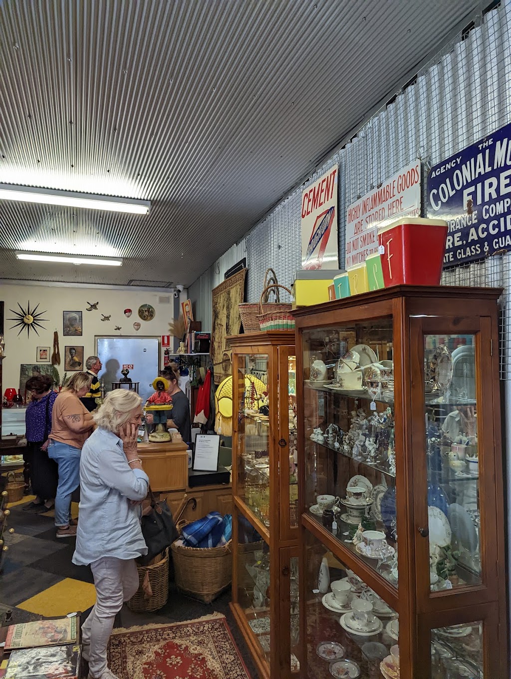 Sally’s Treasure Hunt | 28 Smedley St, Kapunda SA 5373, Australia | Phone: 0481 758 869