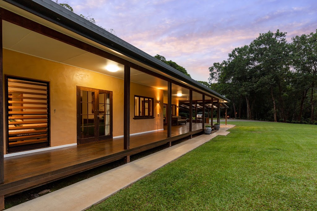 Whyanbeel Valley Retreat | lodging | 16 Robin Cl, Whyanbeel QLD 4873, Australia | 0409097943 OR +61 409 097 943