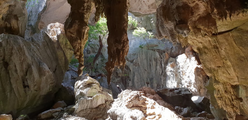 Mungana Caves | Chillagoe QLD 4871, Australia | Phone: (07) 4094 7111