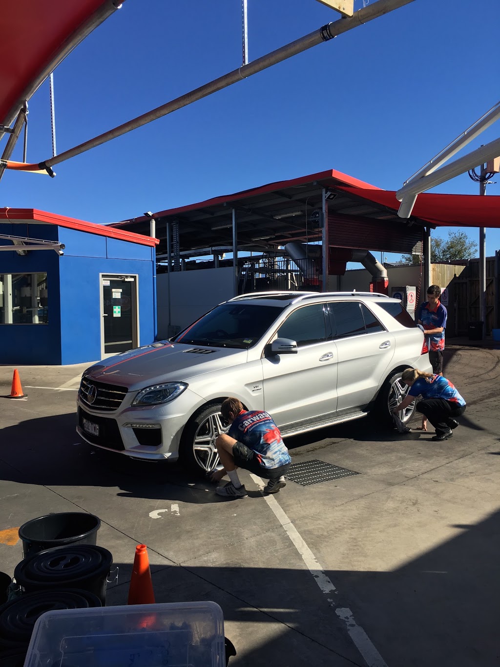 Zoom Carwash Alderley | car wash | 119 S Pine Rd, Alderley QLD 4051, Australia | 0733569860 OR +61 7 3356 9860