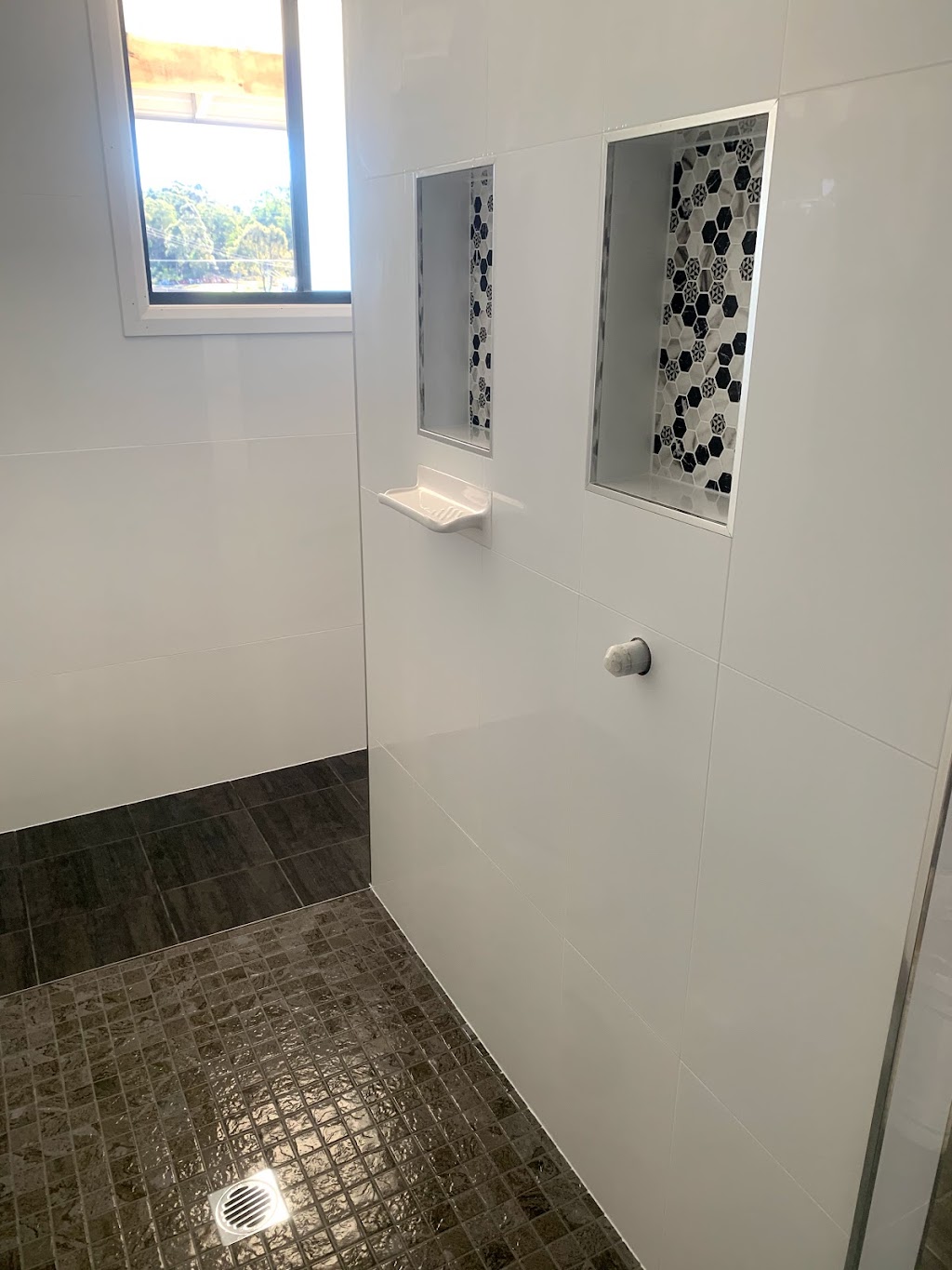 Mitch Amato Tiling | general contractor | 34 Kentia Dr, Forster NSW 2428, Australia | 0432806175 OR +61 432 806 175