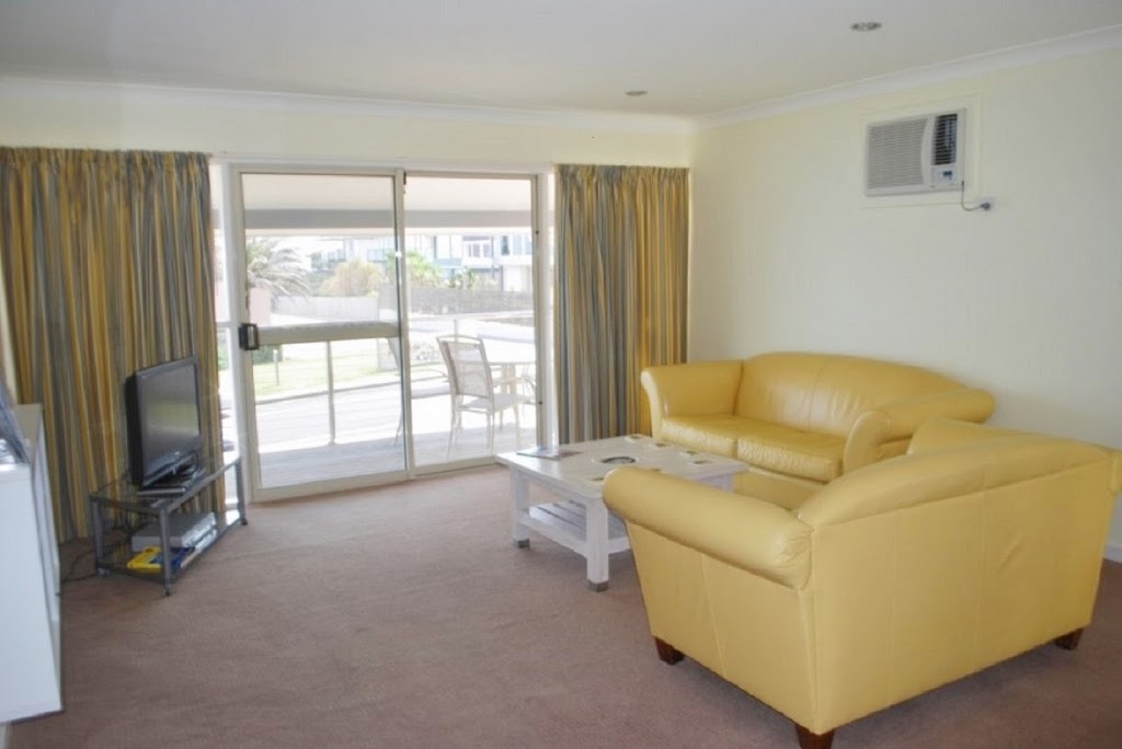 Neptune at Port Elliot Encounter Holiday Rentals | 2/4 Hutton St, Port Elliot SA 5212, Australia | Phone: 0408 817 395