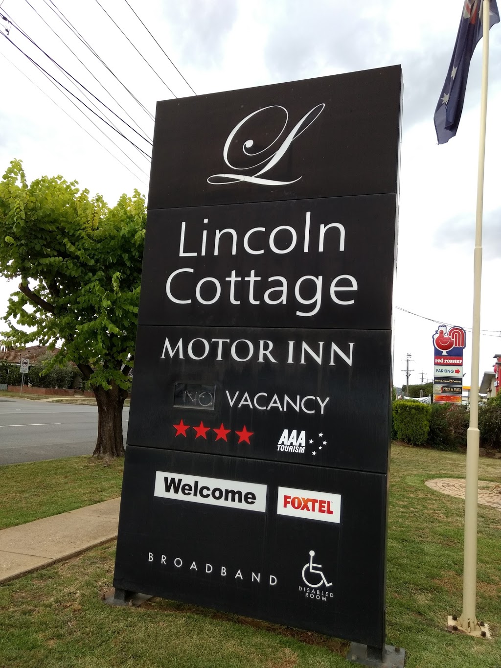 Lincoln Cottage Motor Inn | 337-339 Edward St, Wagga Wagga NSW 2650, Australia | Phone: (02) 6925 3833