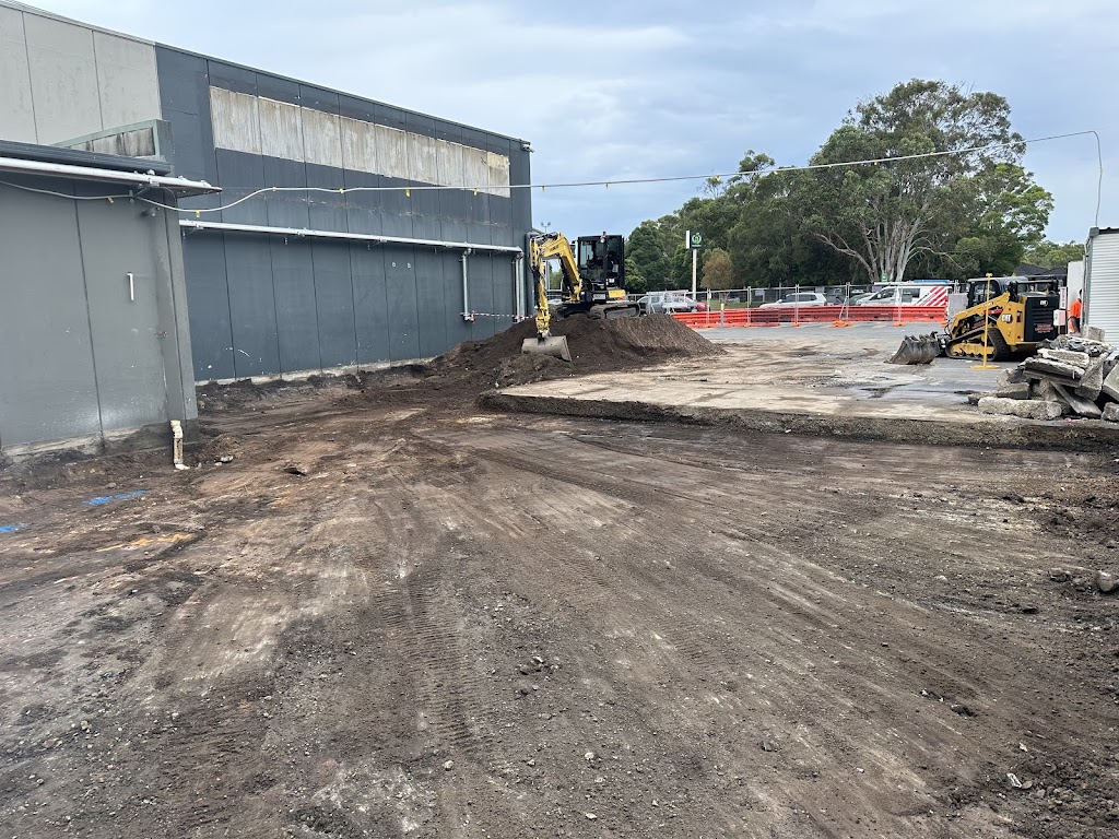 Trackside Earthworks | 86 Bull Hill Rd, Tinonee NSW 2430, Australia | Phone: 0401 968 992