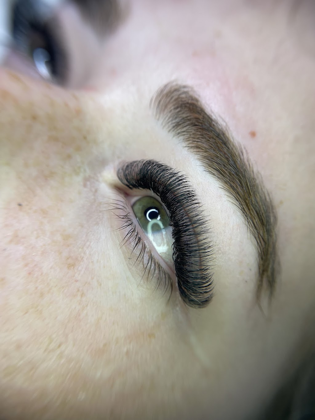 Chloee’s Lash and Brow Bar | Gregors Creek Rd, Woolmar QLD 4515, Australia | Phone: 0493 279 154