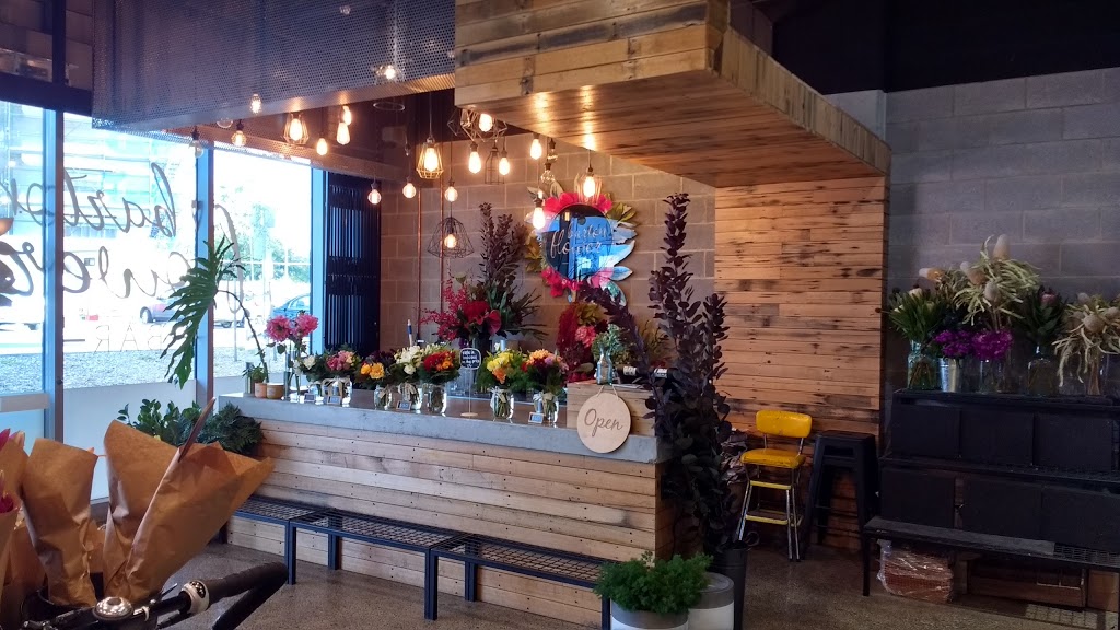 Barton Flower Bar | florist | 48 Macquarie St, Barton ACT 2600, Australia | 0499600996 OR +61 499 600 996